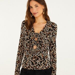 NWT FARM Rio Floral Black Top